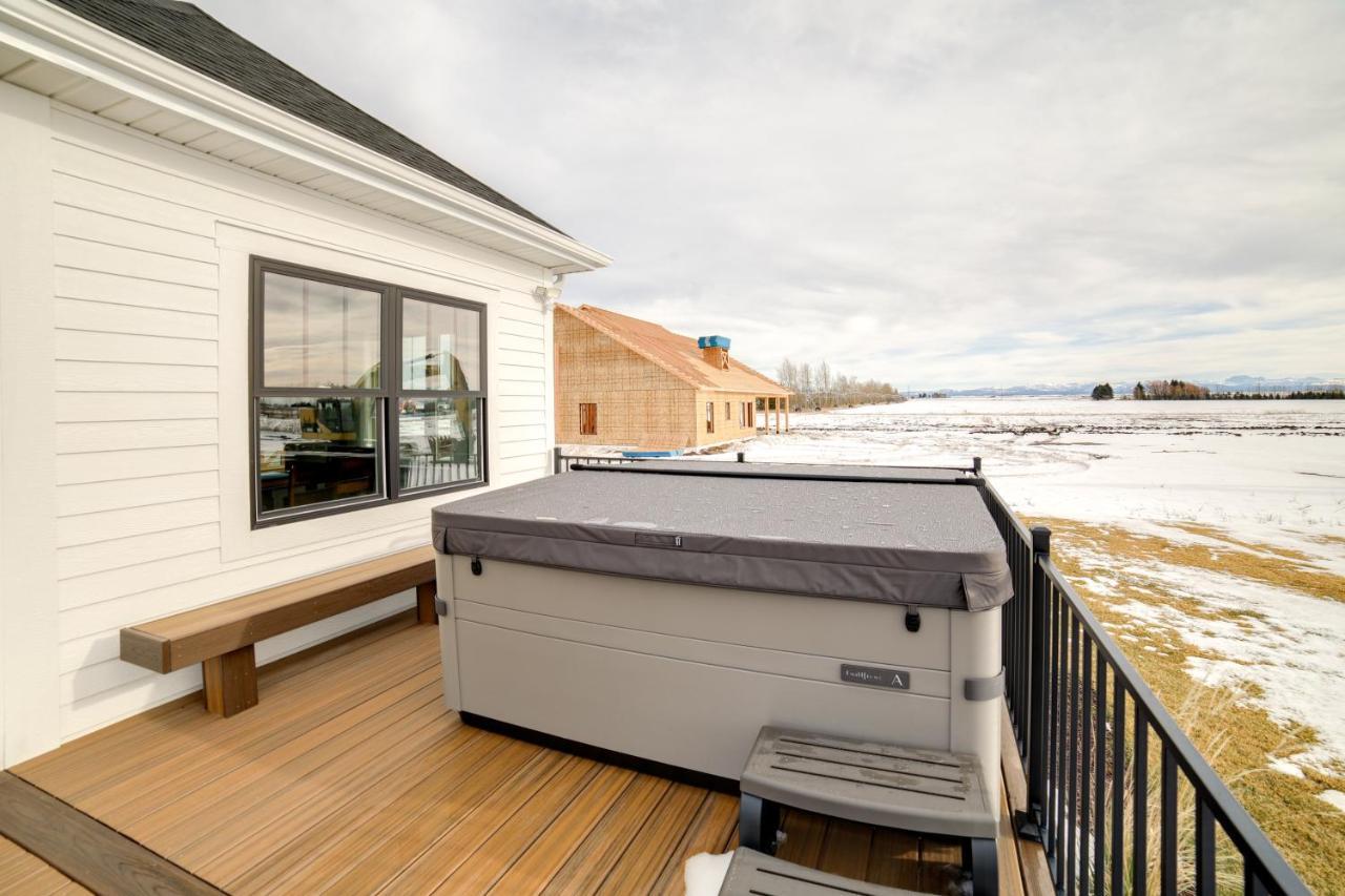 Teton Valley Getaway With Private Deck And Hot Tub! Ashton Exterior photo